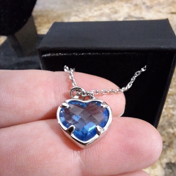 Swarovski Crystal Elements Blue Heart Necklace - Picture 1 of 3